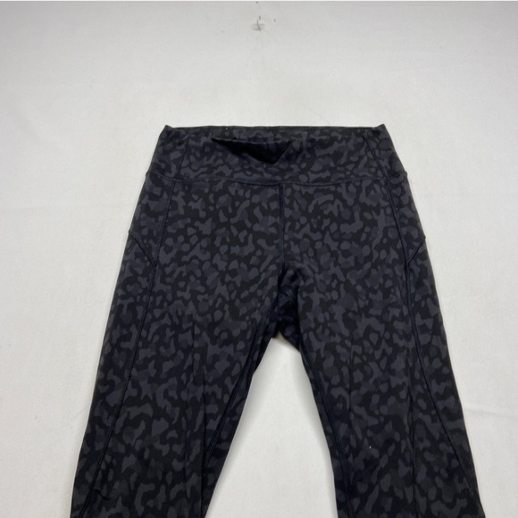 Lululemon Align Pant II 25"
Formation Camo Deep Coal Multi - Picture 6 of 7